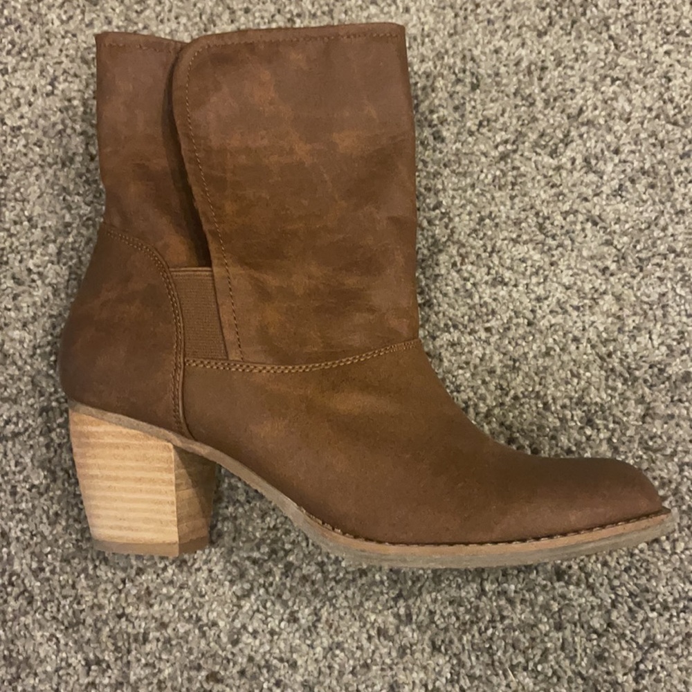Sbicca Booties